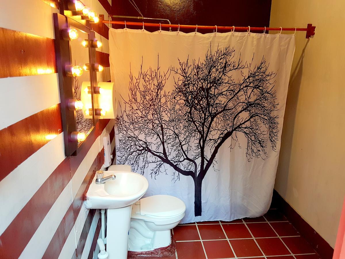 Capsule Hostel Guatemala City Екстериор снимка