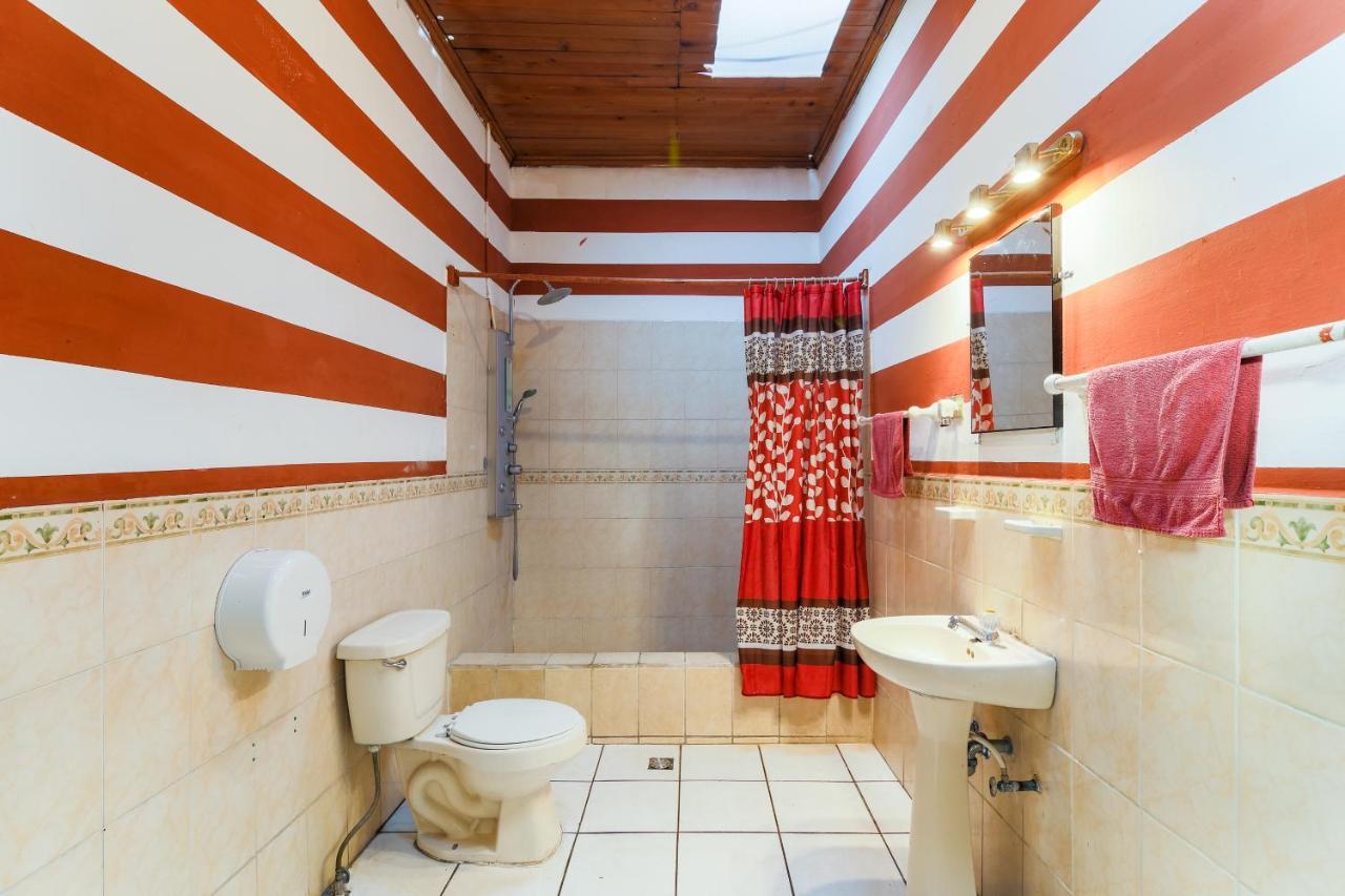 Capsule Hostel Guatemala City Екстериор снимка